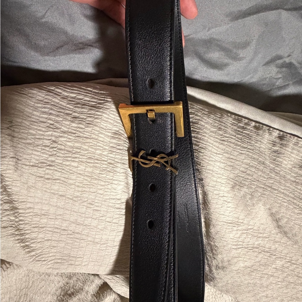 Saint Laurent Black Leather Belt with Gold-Tone Rectangular Buckle - Picture 4 of 6